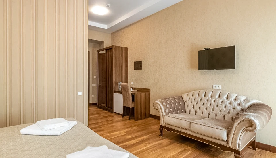 هتل اورنامنت بوتیک تفلیس